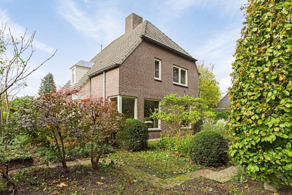 Photo 44 of Europalaan 4