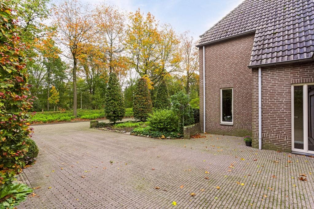 Photo 46 of Europalaan 4