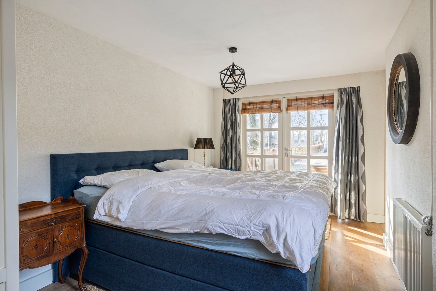 Photo 4 of Vlaamse Gaai 7