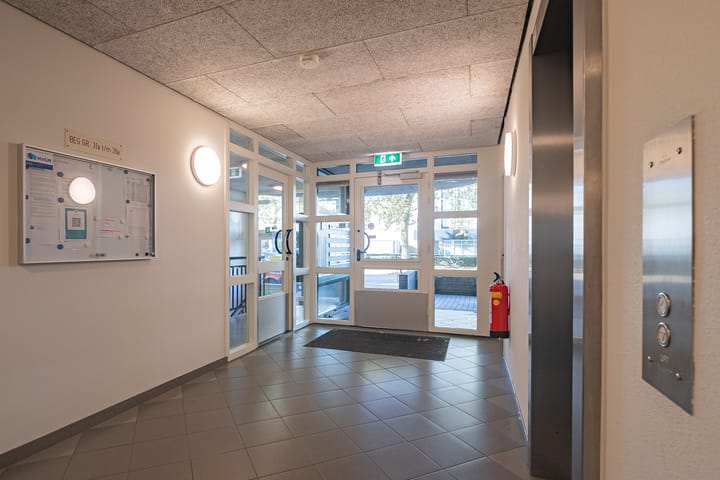 Photo 4 of Sibemaweg 35-F