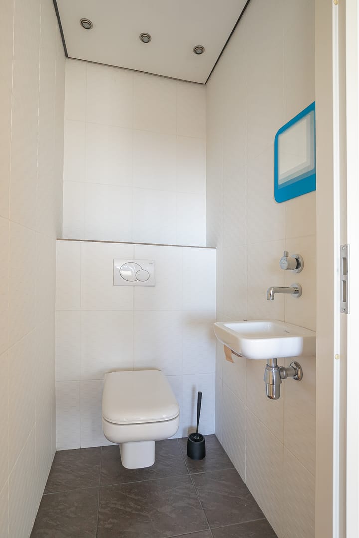 Photo 11 of Sibemaweg 35-F