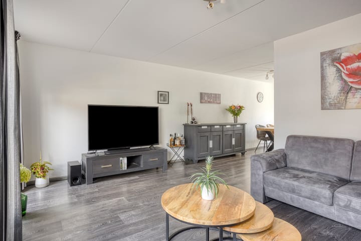Foto 4 van Barneveldstraat 49