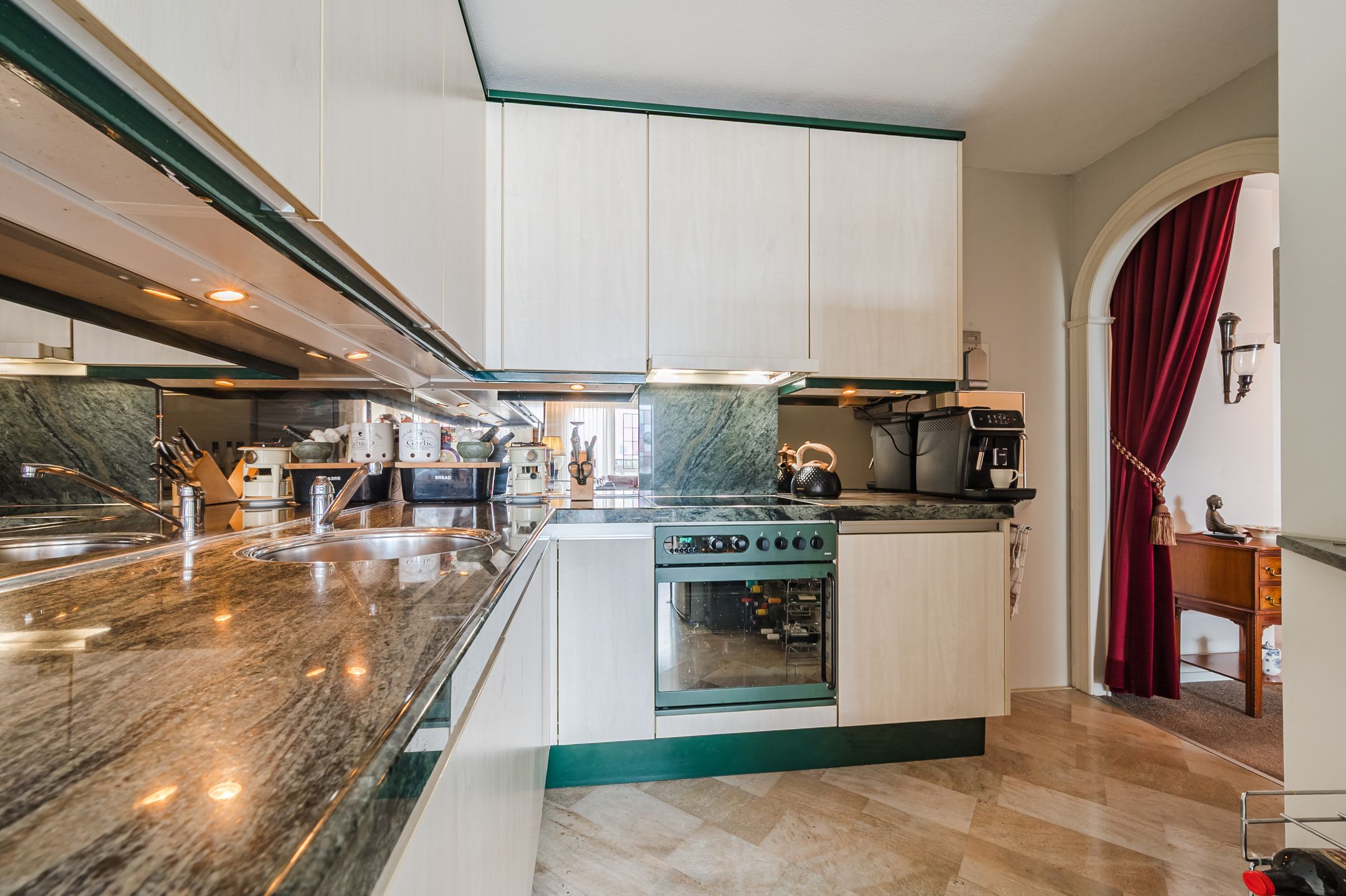 Foto 30 van Laan van Wateringse Veld 1053