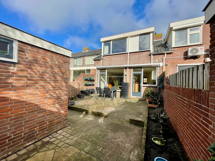 Foto 2 van Rozenburg 23