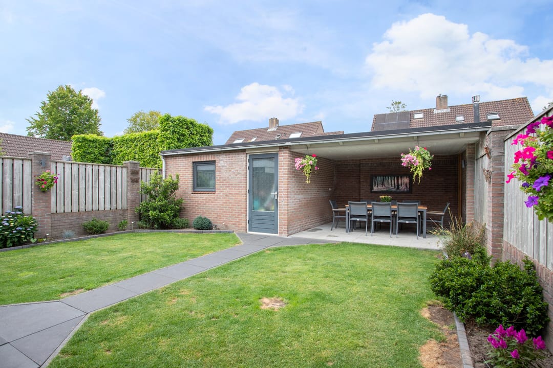 Photo 2 of Wagenmaker 26