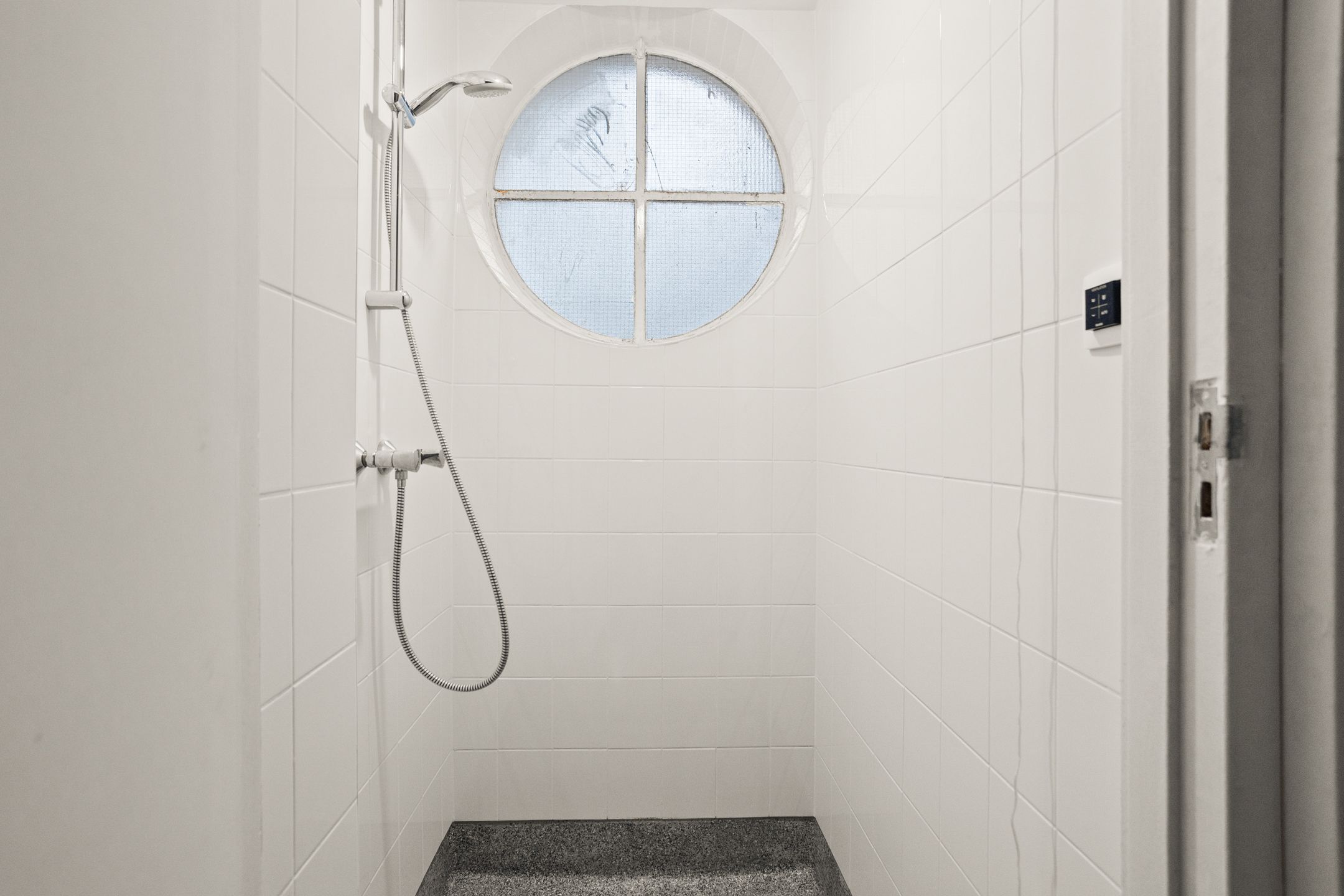 Foto 12 van Waalstraat 182-H