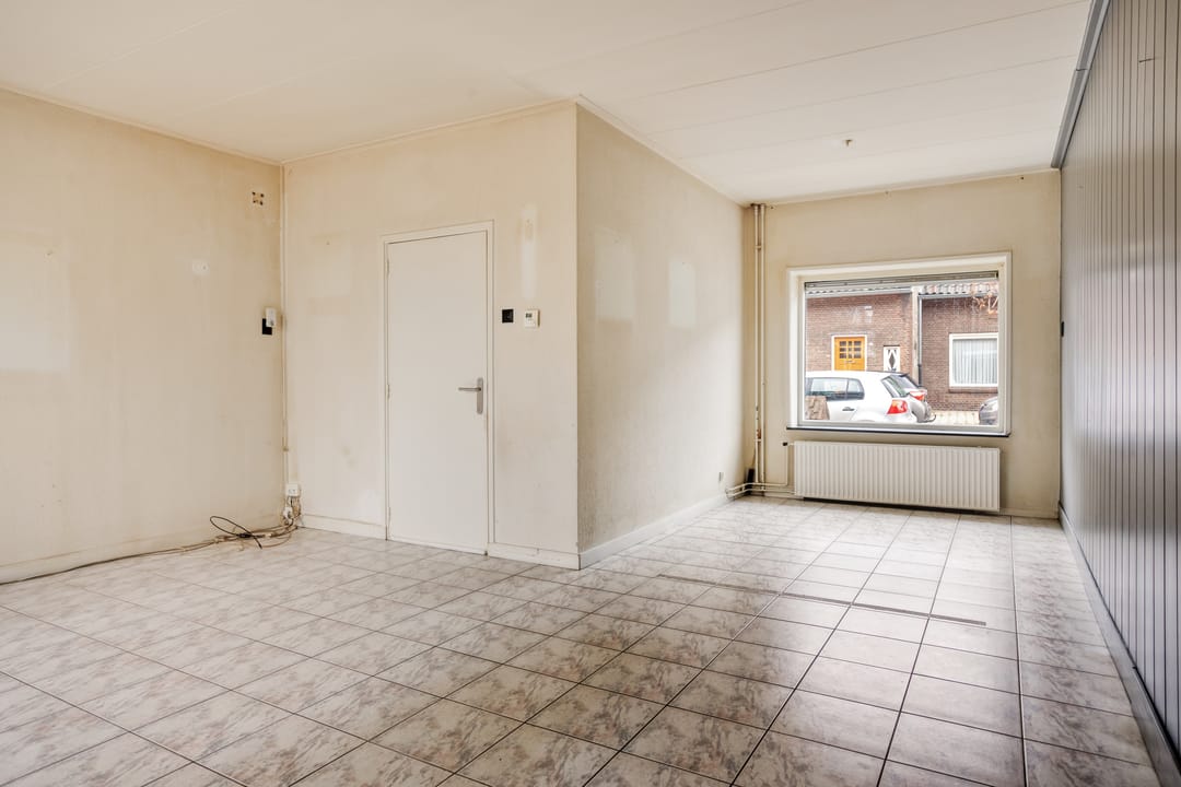 Photo 2 of Besoyensestraat 112