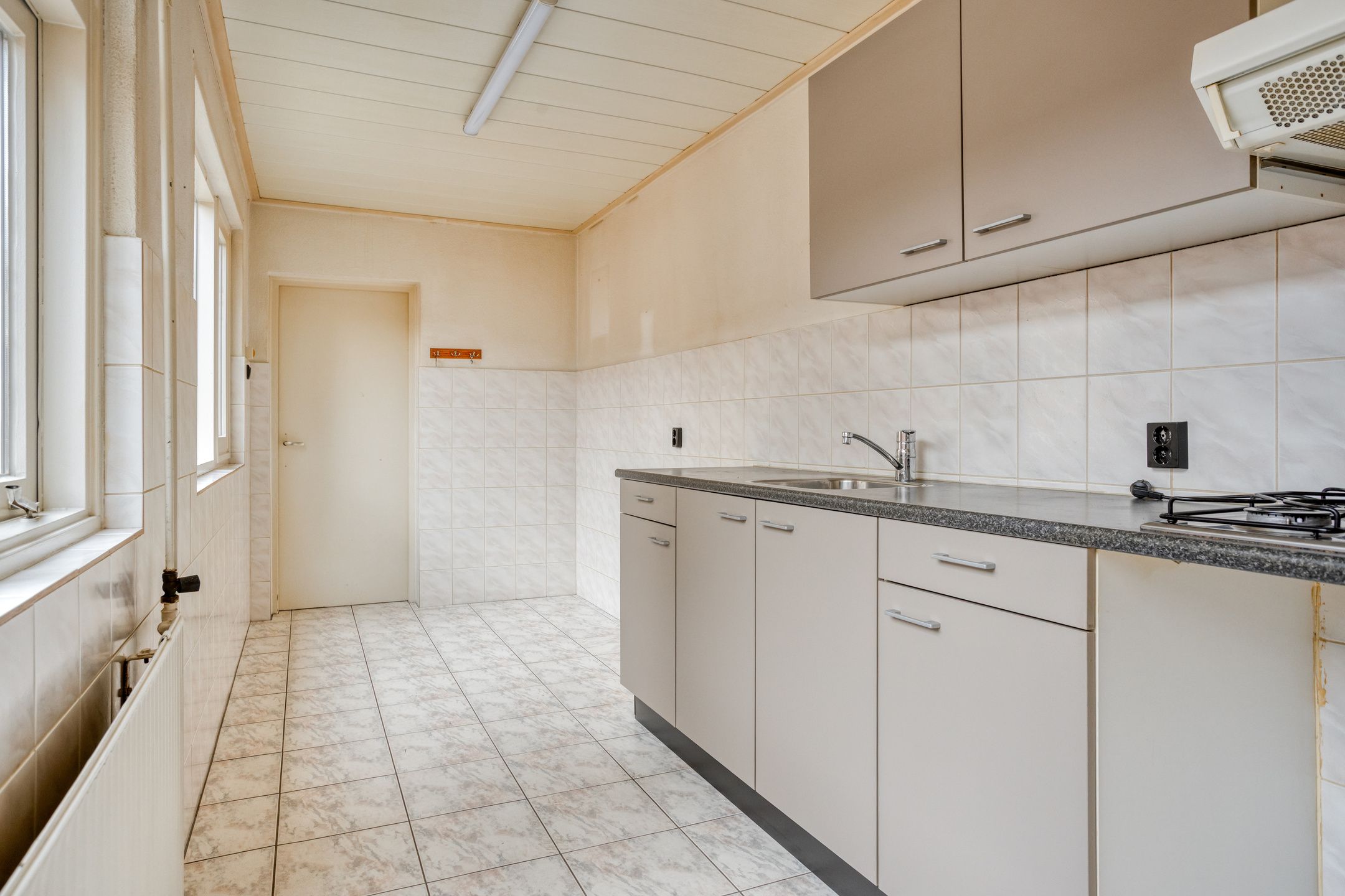 Photo 9 of Besoyensestraat 112