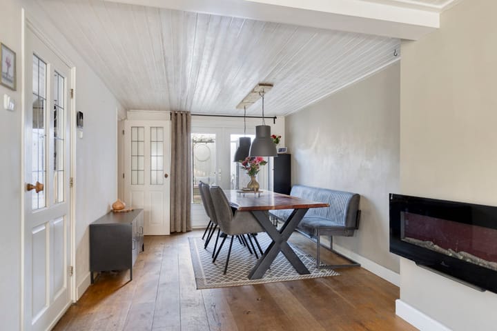 Foto 12 van Burgemeester van Engelenweg 203