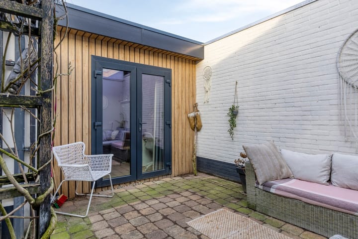 Foto 33 van Burgemeester van Engelenweg 203