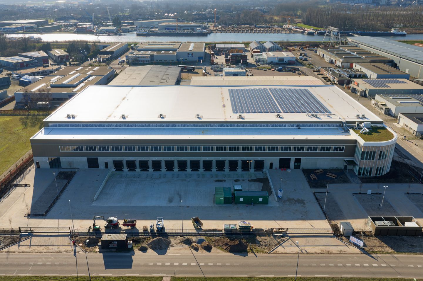 View photo 2 of Zalmweg 27