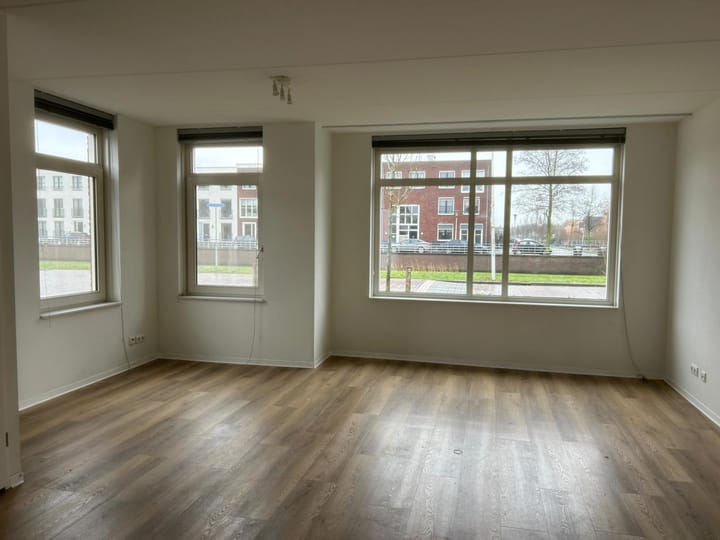 Photo 2 of St. Josephstraat 10