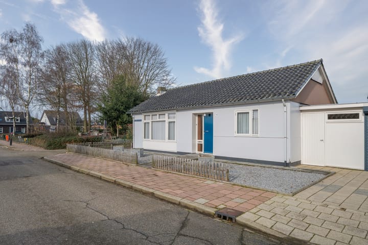 Foto 3 van Aerdmennekesbaan 18