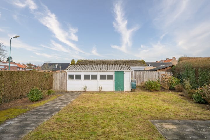 Foto 25 van Aerdmennekesbaan 18