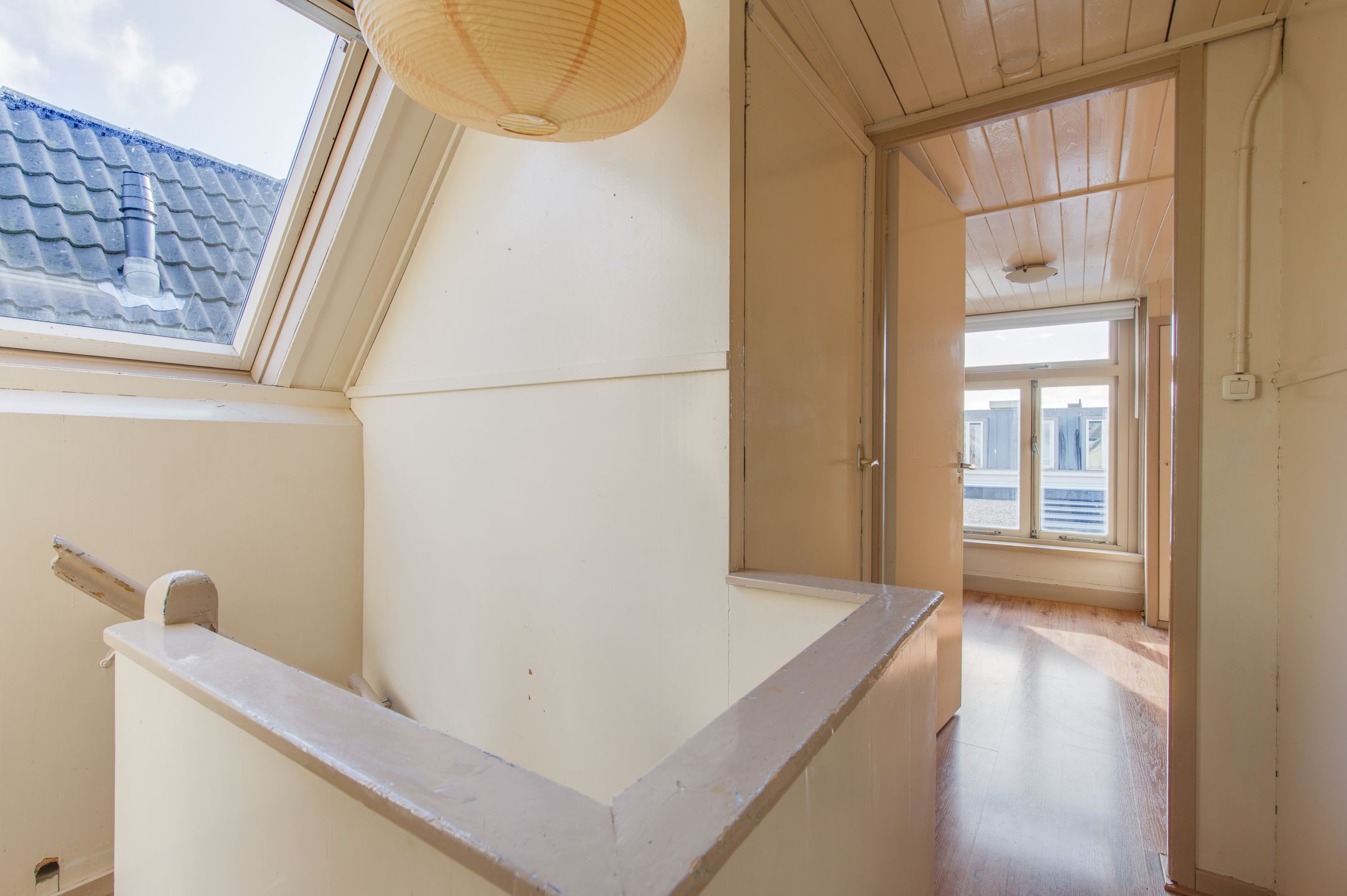 Photo 36 of Spoorstraat 9
