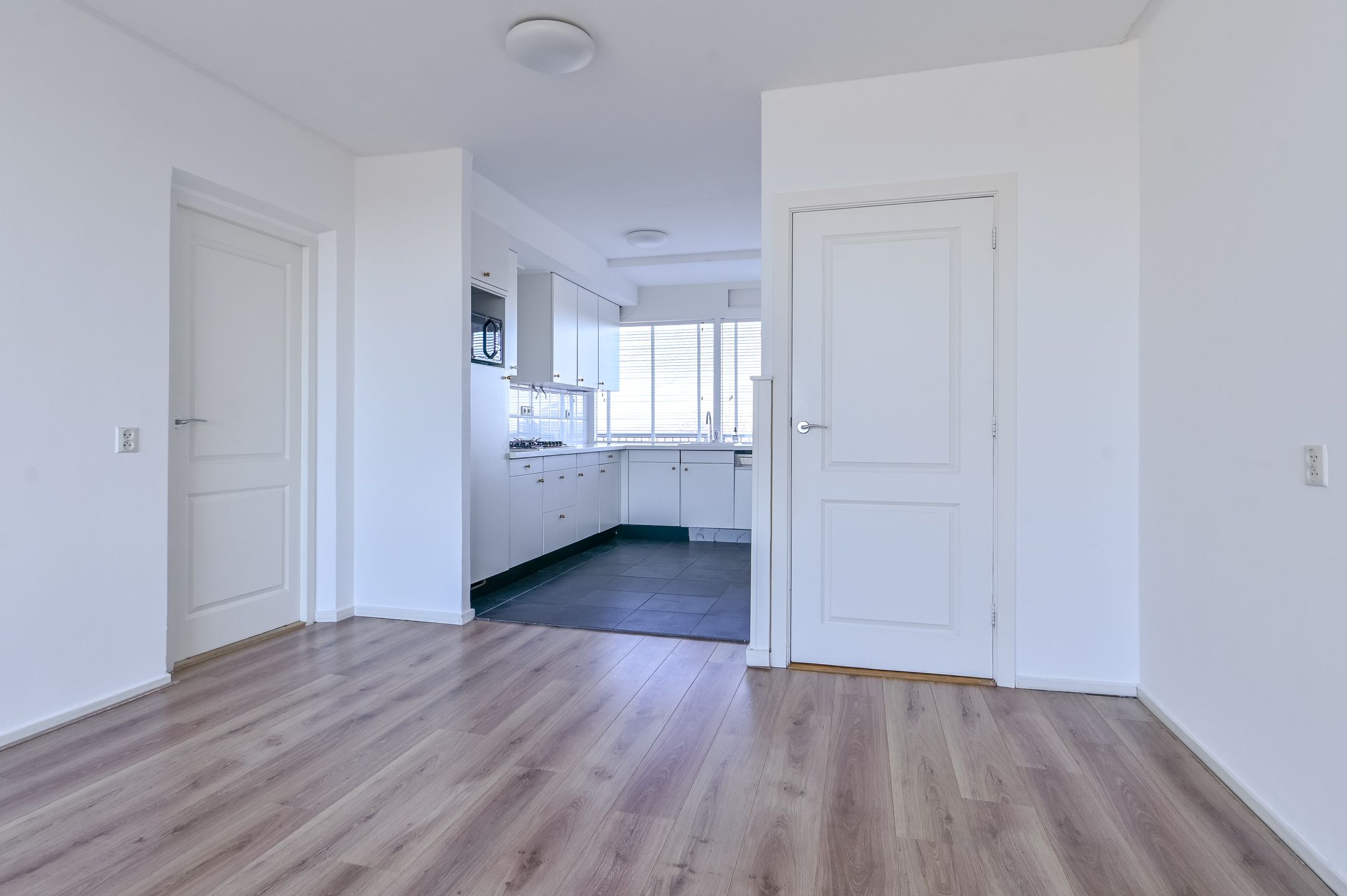 Photo 3 of Engelandlaan 210