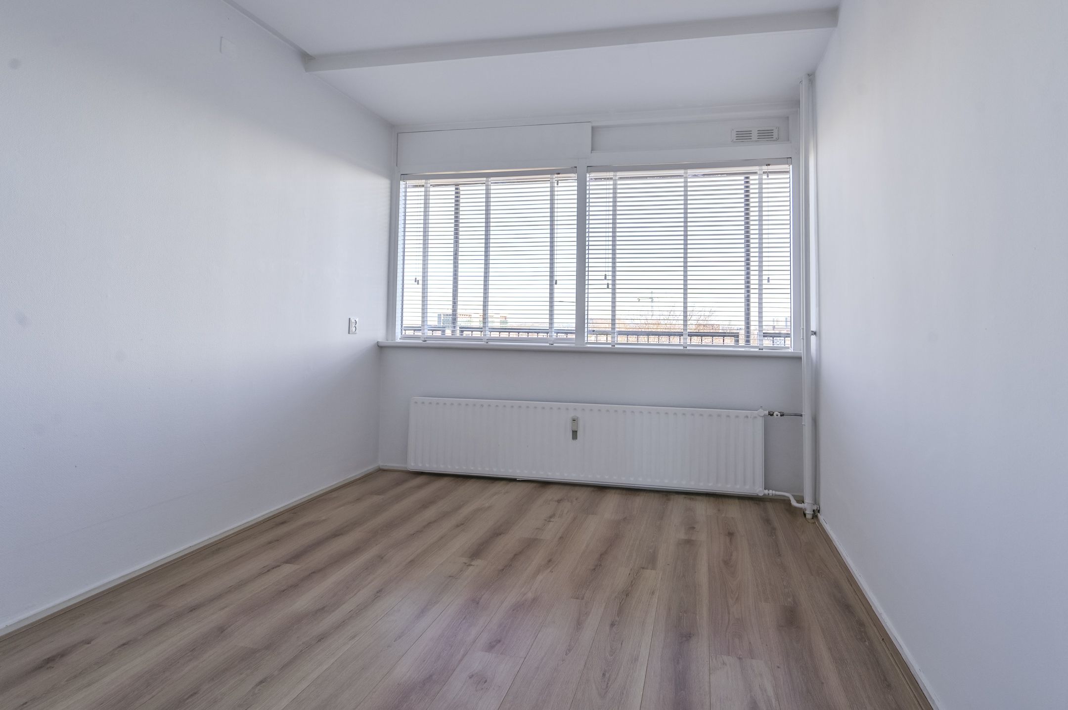 Photo 12 of Engelandlaan 210