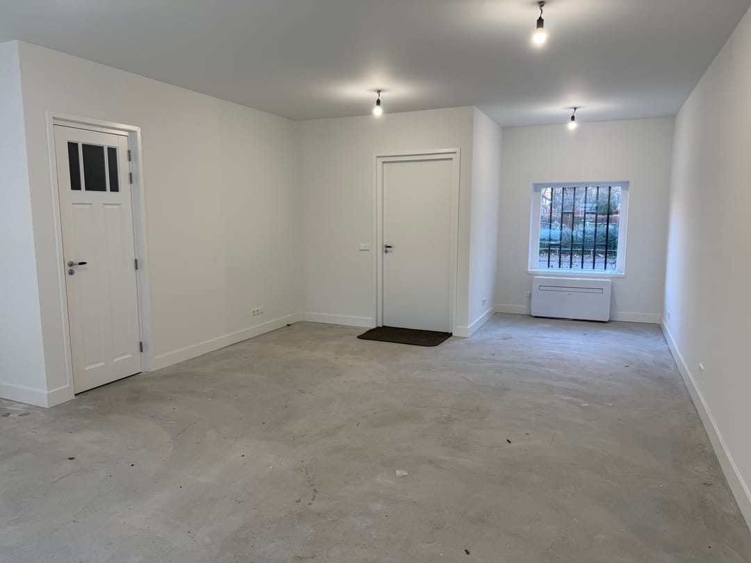 Photo 8 of Van Tuyll van Serooskerkenplein 49