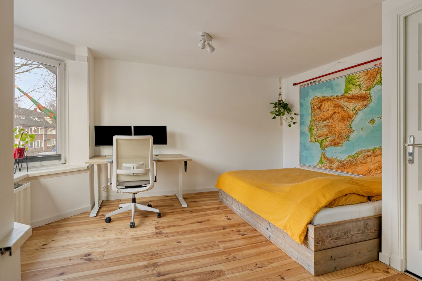 Foto 14 van Leenherenstraat 34