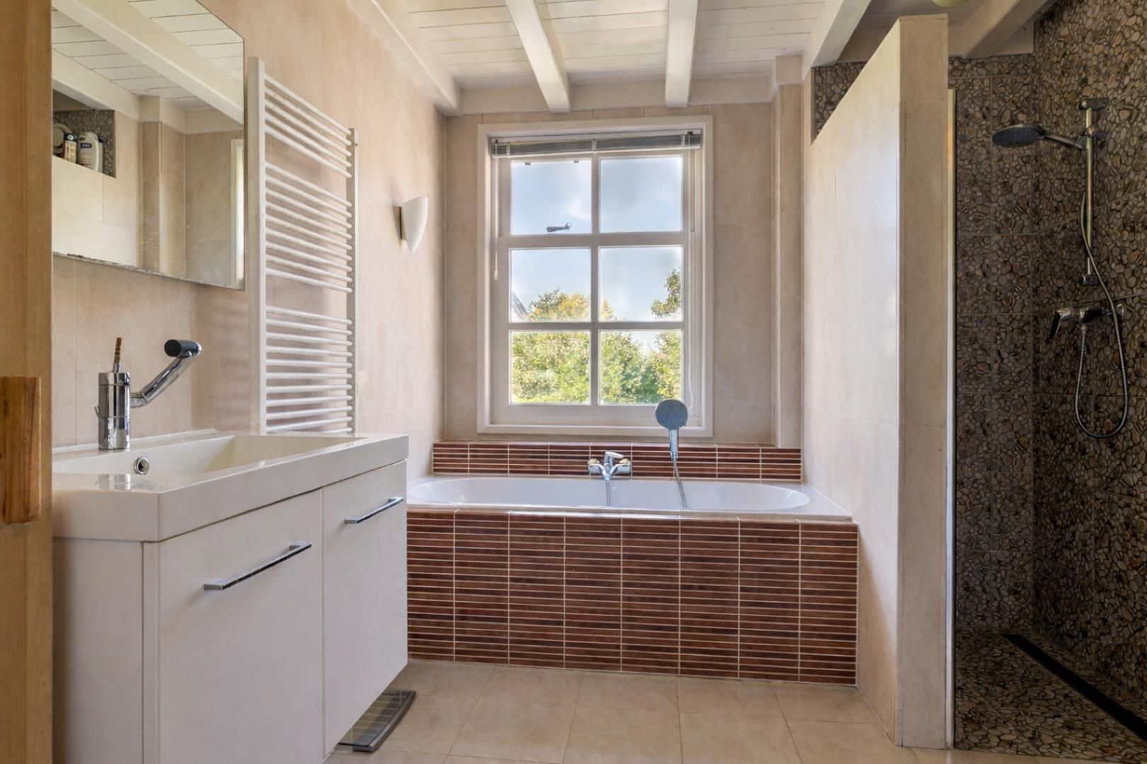 Foto 36 van Buiten Nieuwstraat 60