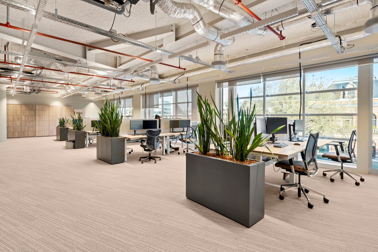 Bekijk foto 2 van Velperplein 23-25