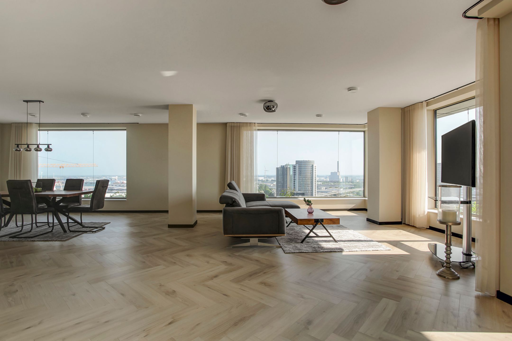 Photo 3 of Radarweg 458