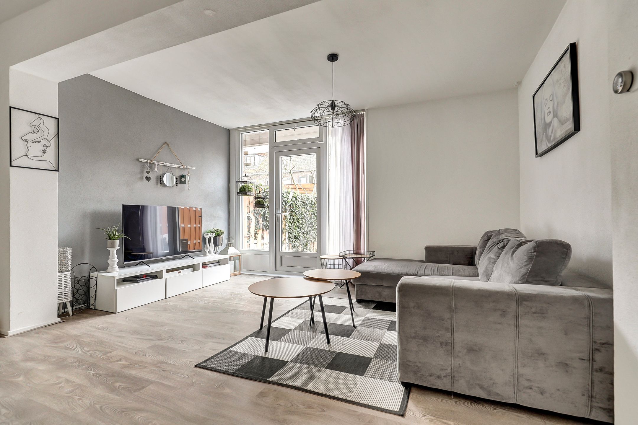 Photo 6 of De Genestetstraat 25