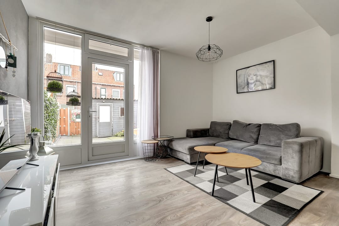 Photo 7 of De Genestetstraat 25