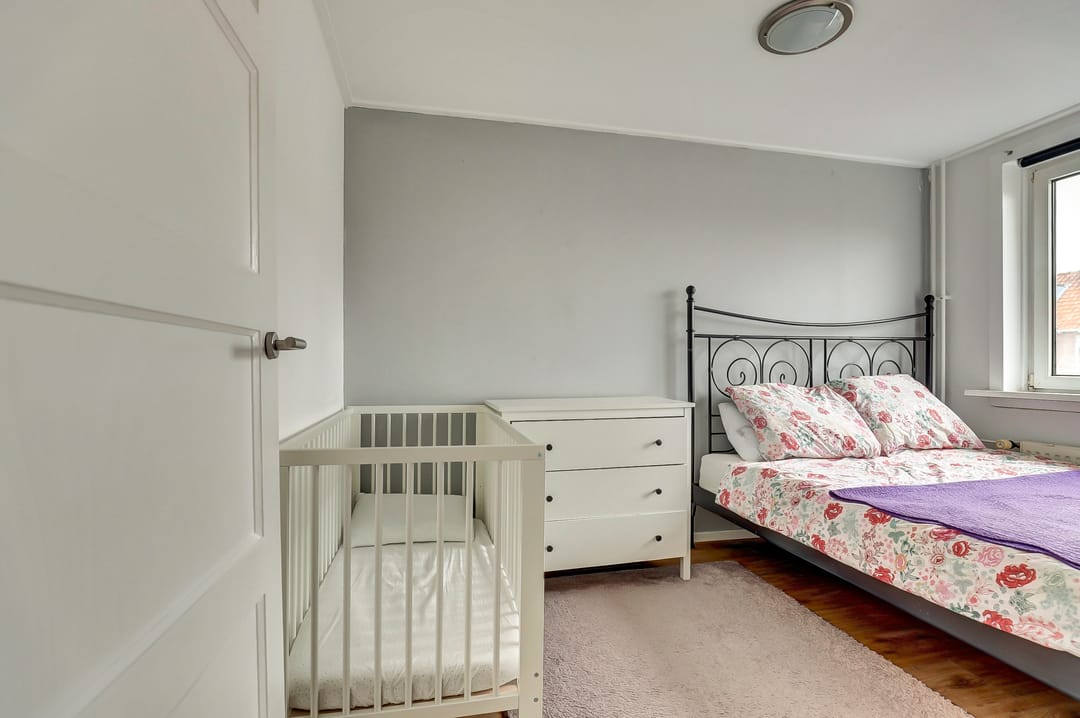 Photo 16 of De Genestetstraat 25