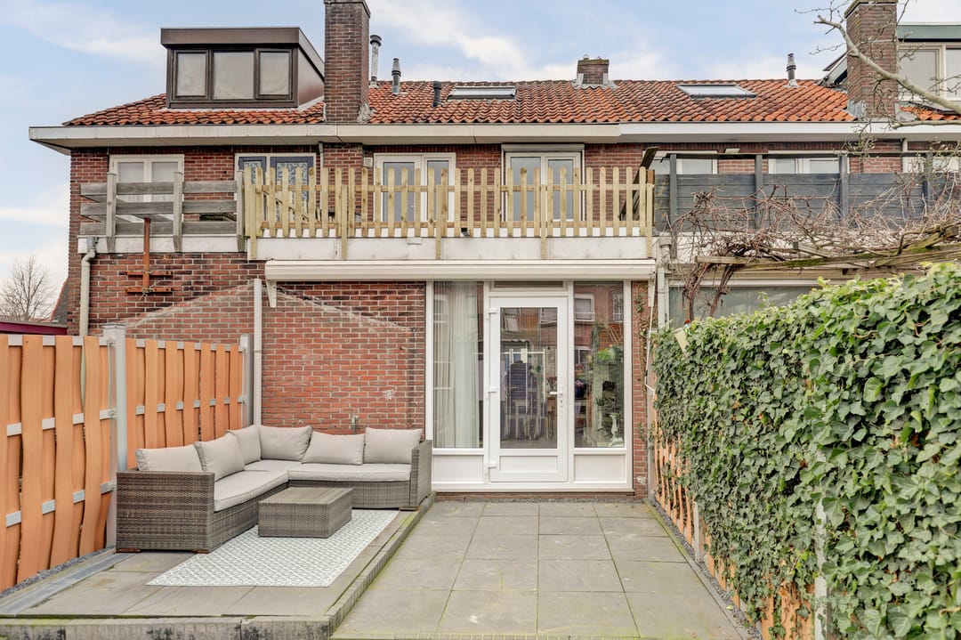 Photo 22 of De Genestetstraat 25