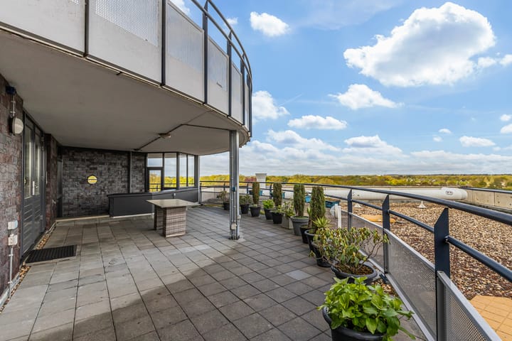 Foto 4 van S.L. Louwesstraat 2-81