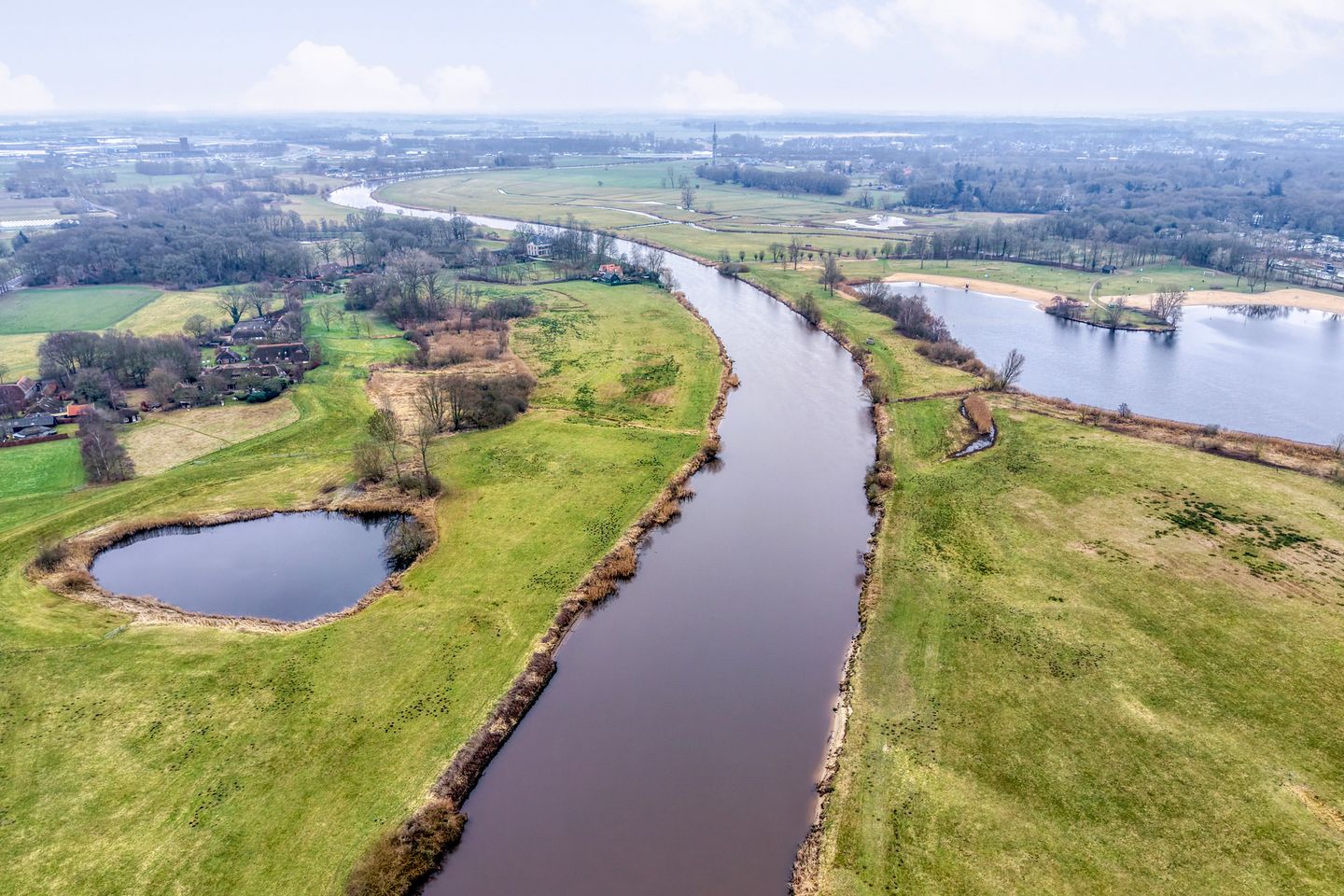 Photo 89 of De Doornweg 24