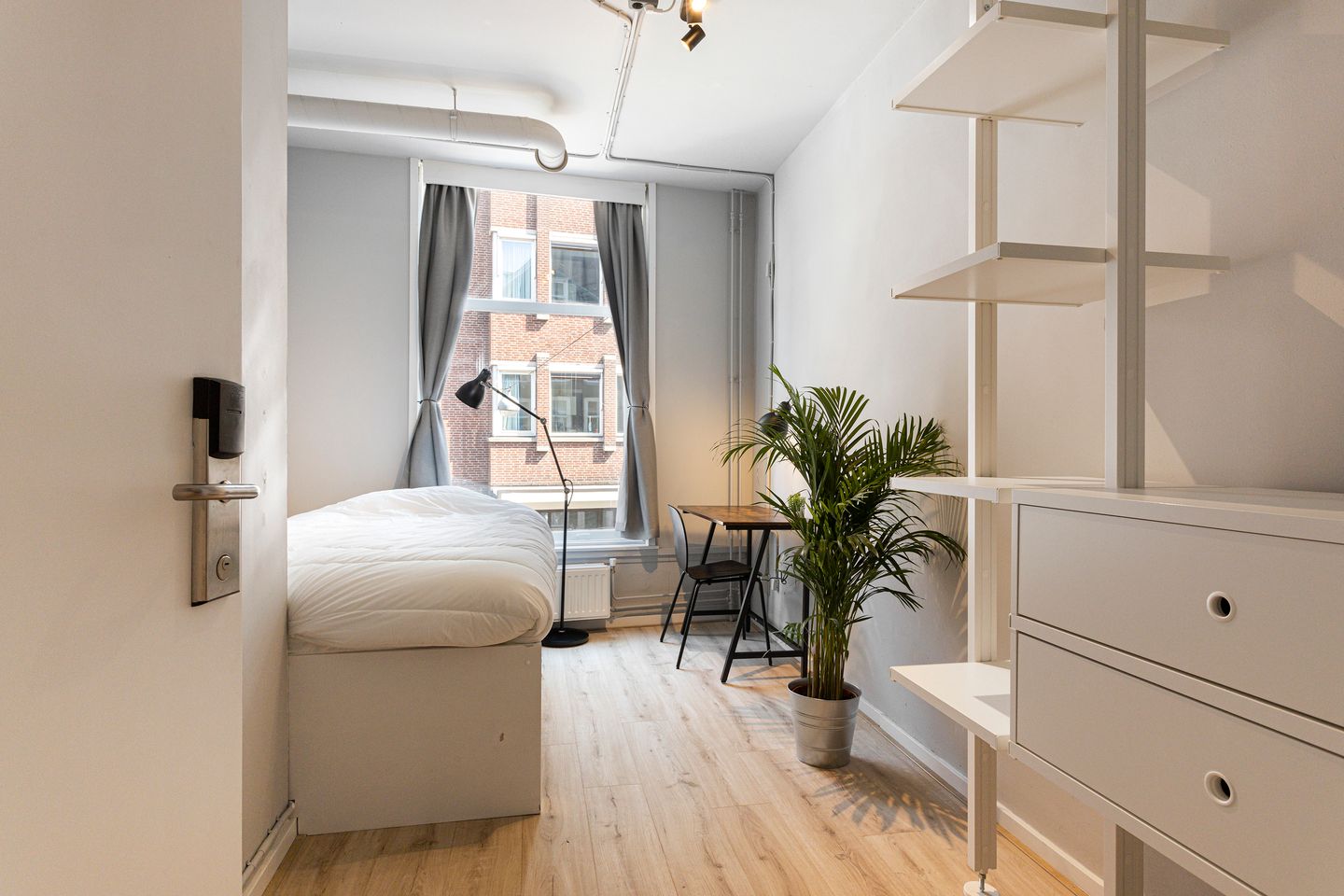 View photo 5 of Lutherse Burgwal 5