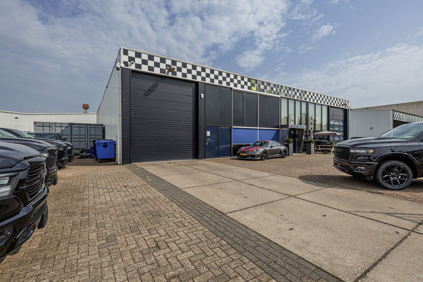 View photo 1 of J. van der Heydenstraat 2