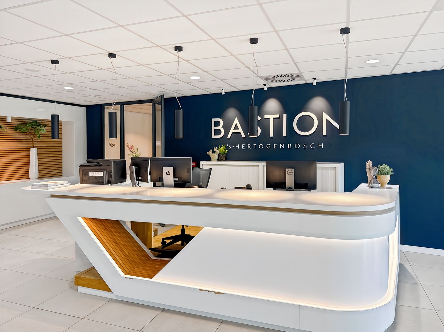 View photo 2 of Willemsplein 2