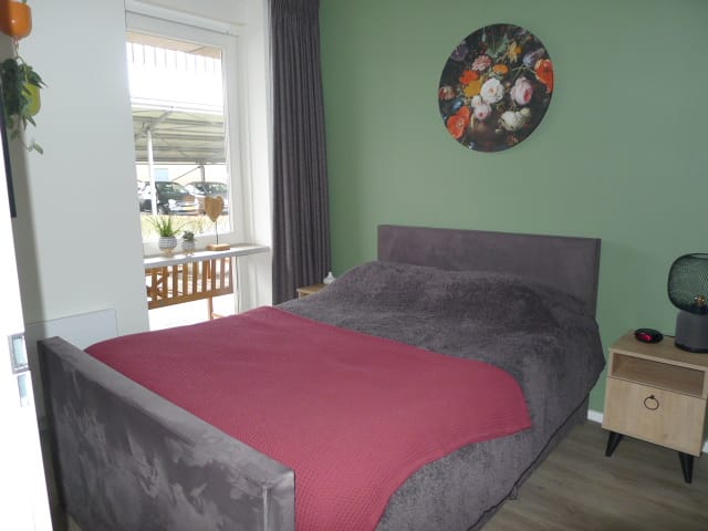 Foto 16 van Reehorsterweg 27-A