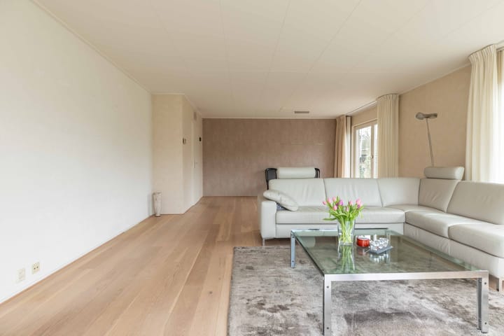 Photo 3 of Lisdodde 12