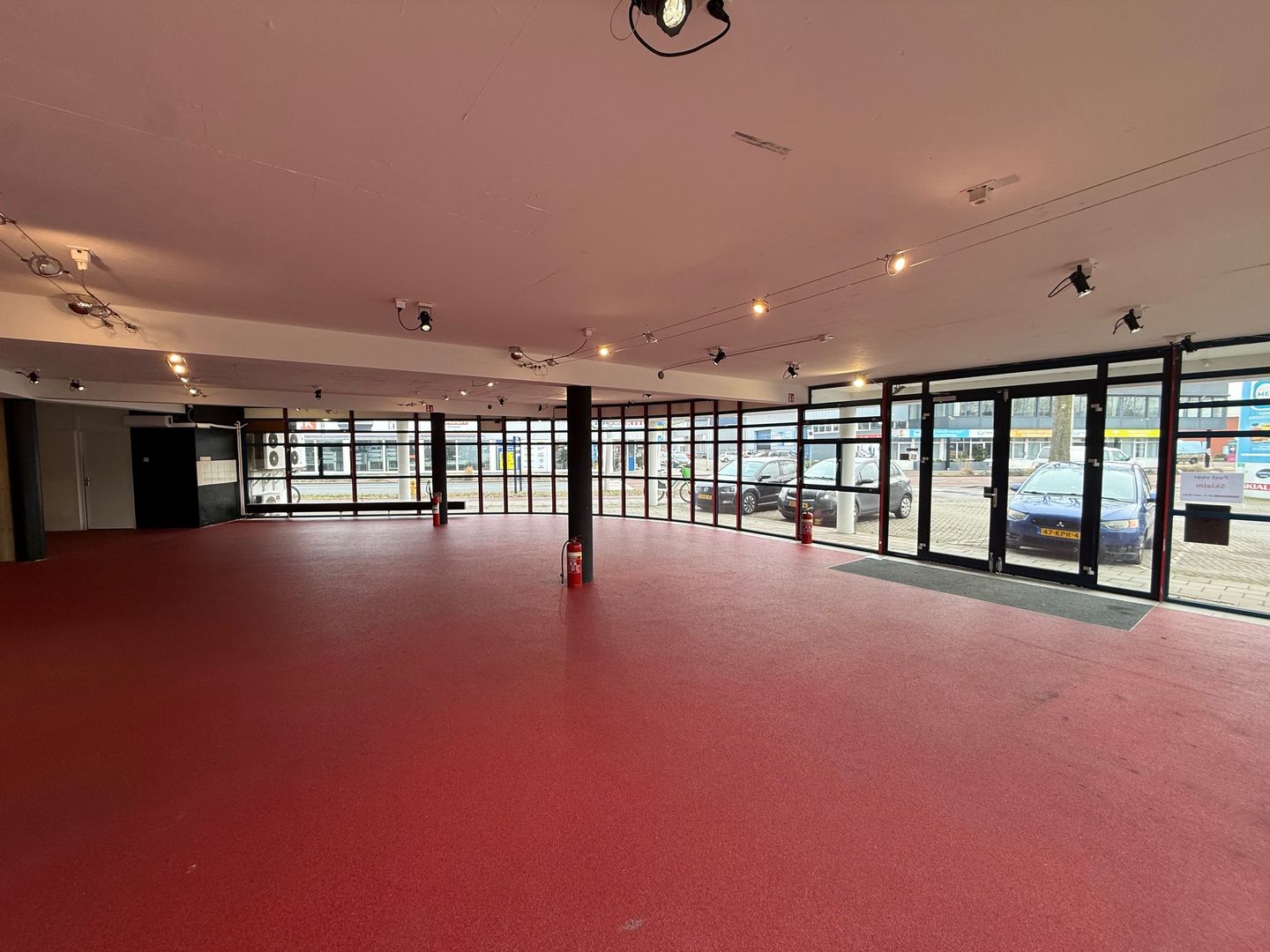 View photo 2 of Schieweg 80