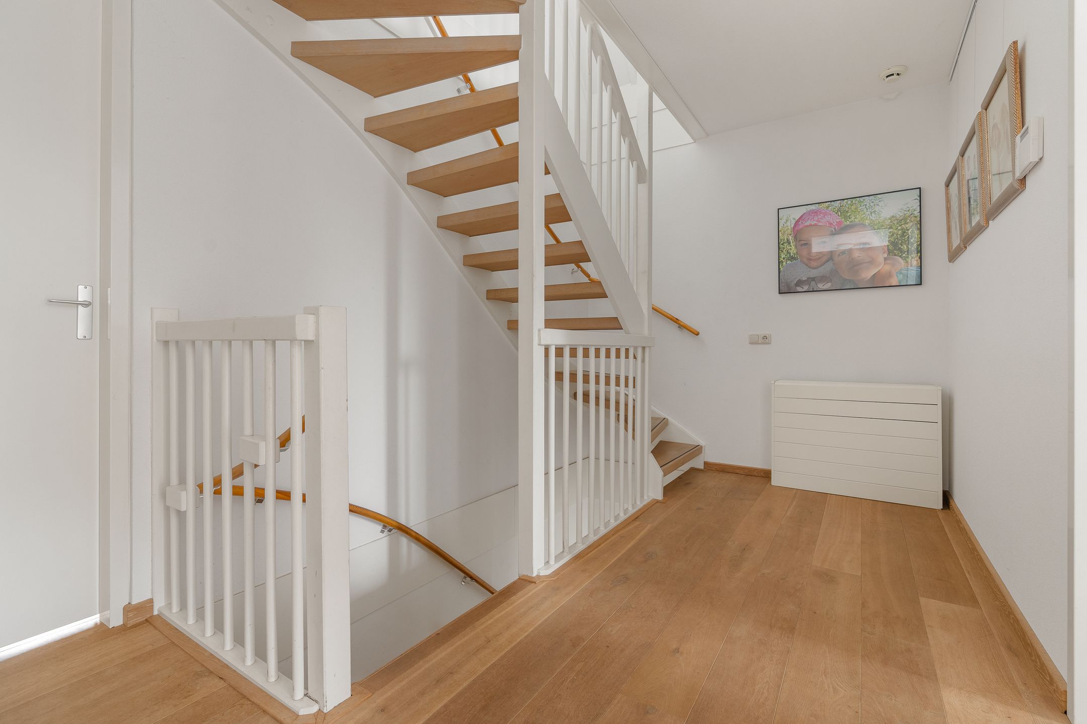 Photo 21 of Schoeimes 10