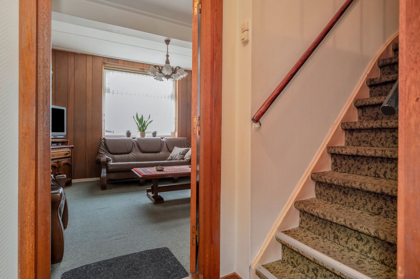 Foto 20 van Overhoven 81