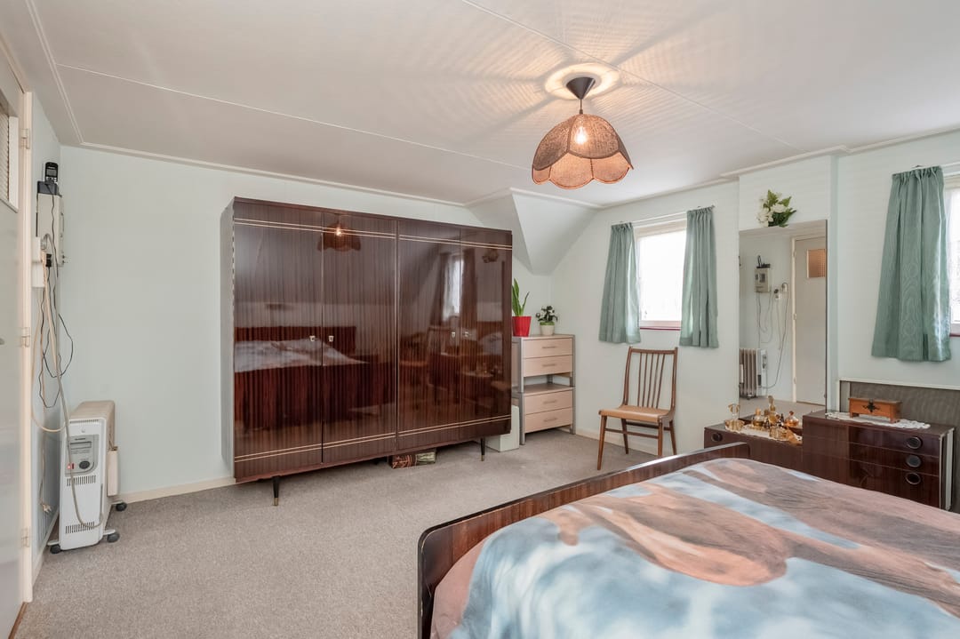 Foto 32 van Overhoven 81