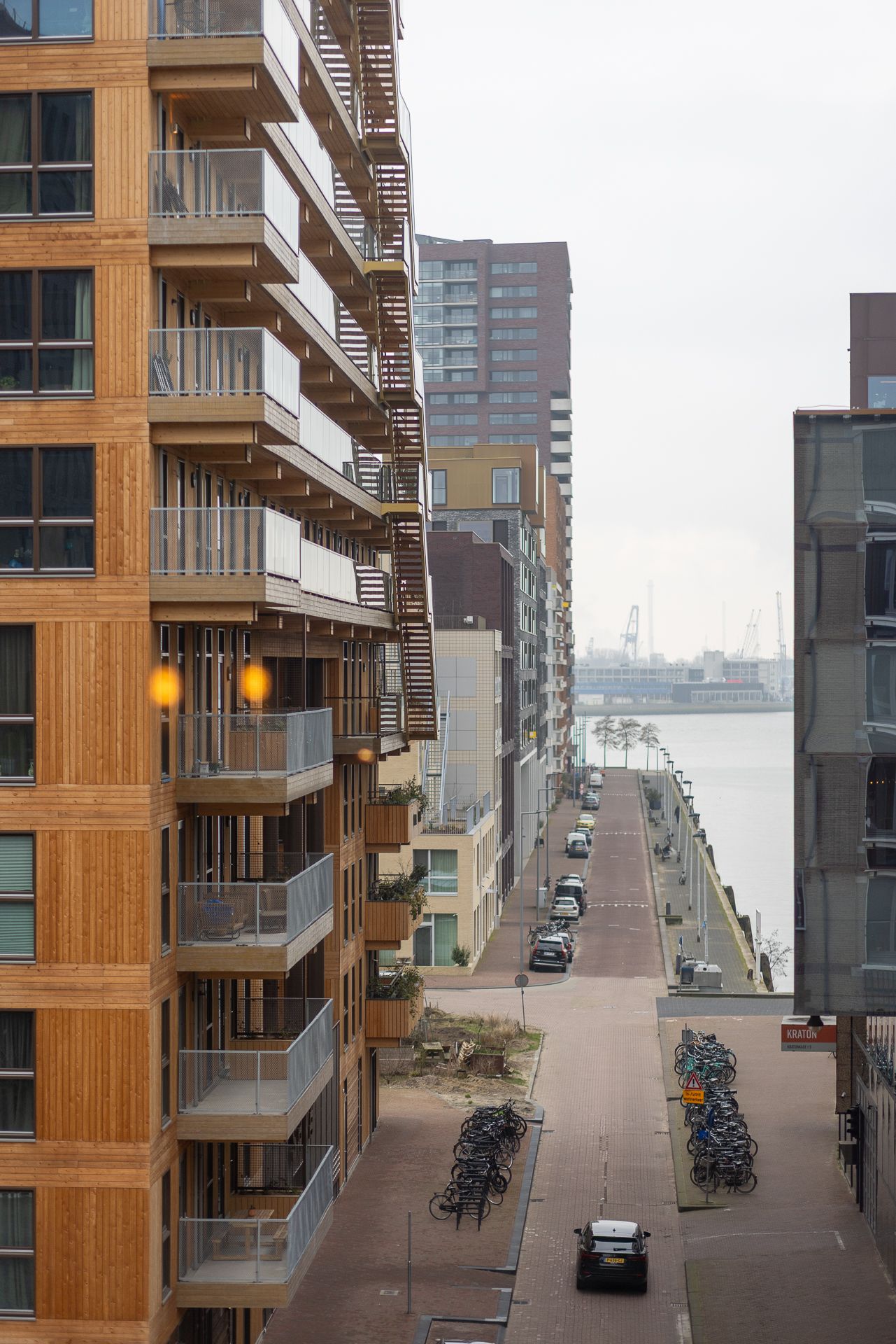 Foto 14 van Lloydstraat 160