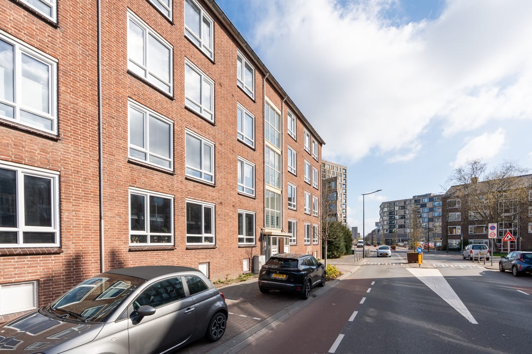 Photo 23 of Dr. Struyckenstraat 108-C
