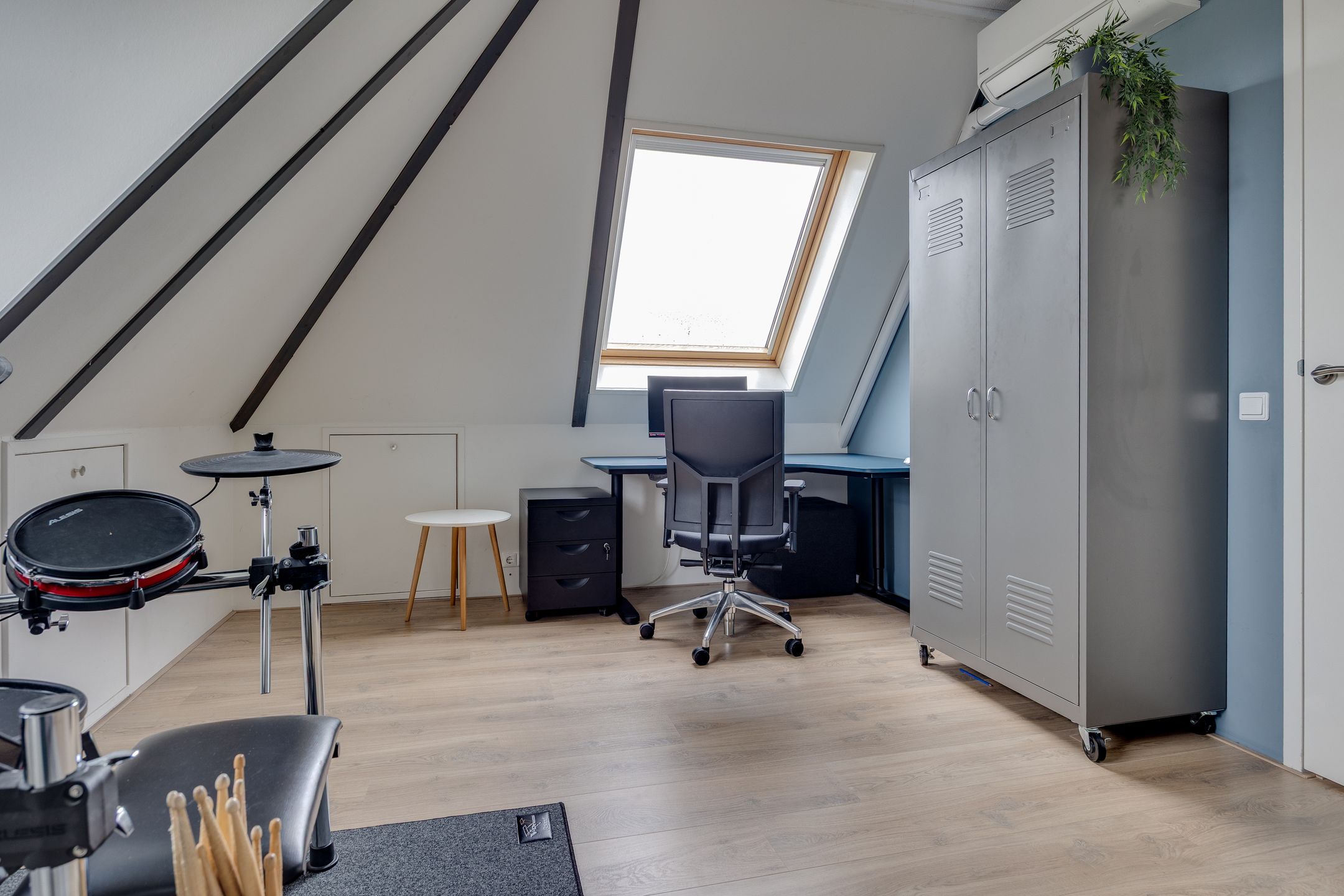 Foto 36 van Bab van Garderenstraat 1