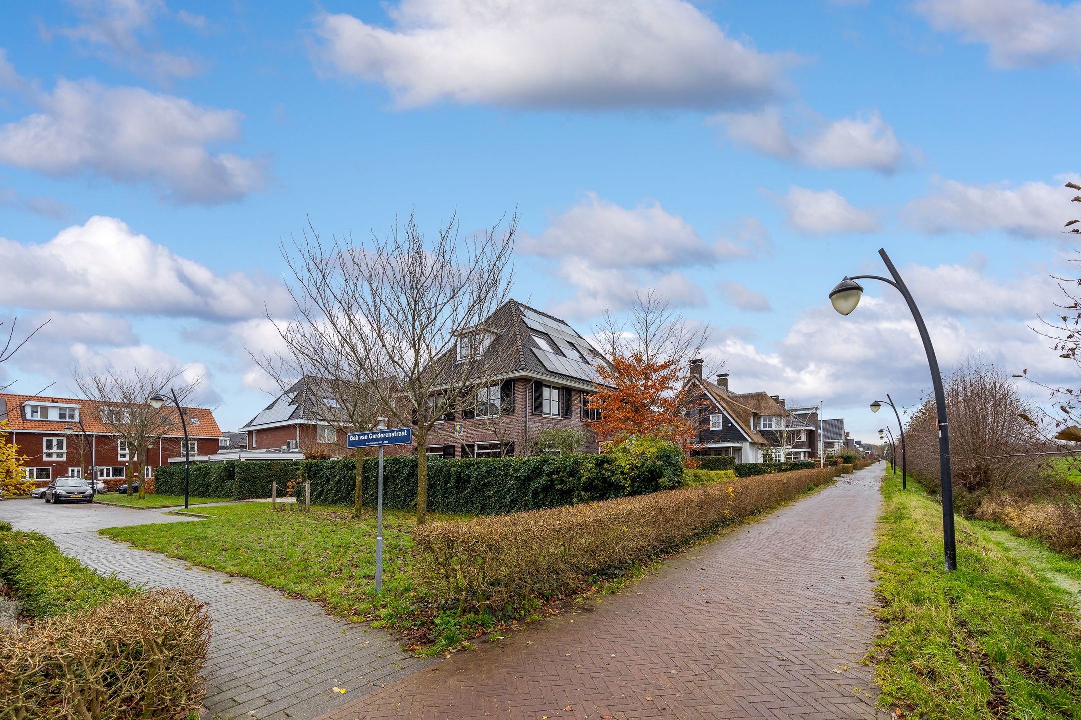 Foto 48 van Bab van Garderenstraat 1