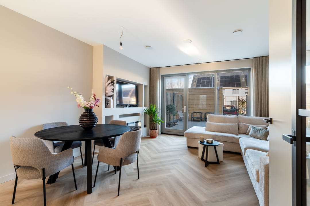 Foto 2 van Naardermeerstraat 20-A