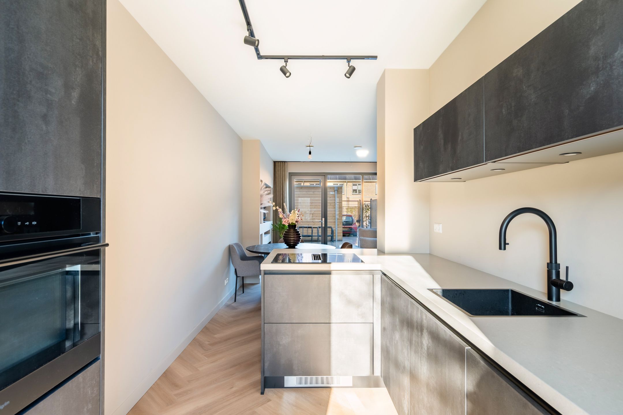 Foto 15 van Naardermeerstraat 20-A