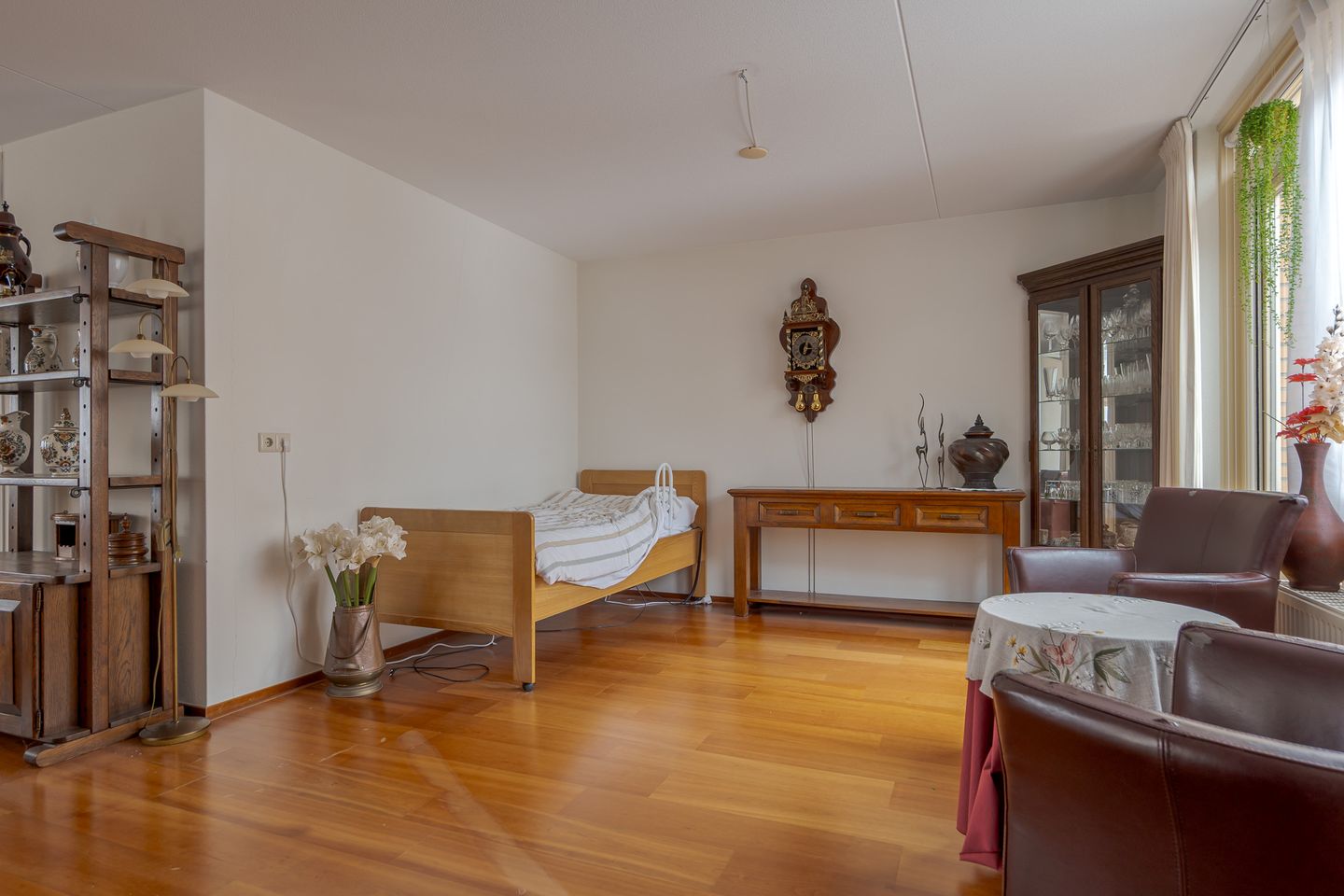 Photo 19 of Riemsnijder 1