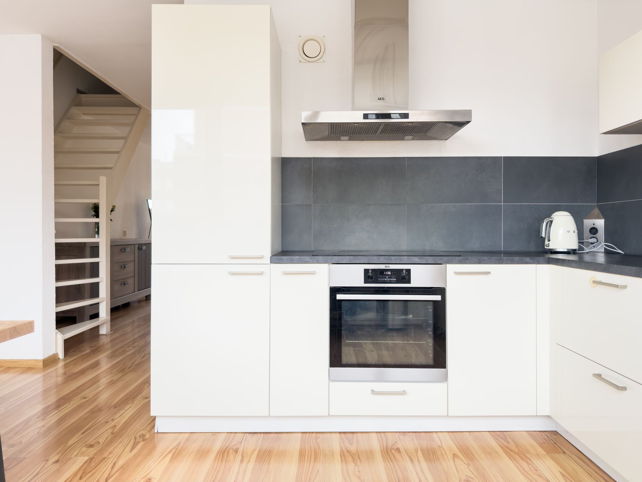 Photo 3 of Floris Burgwal 174