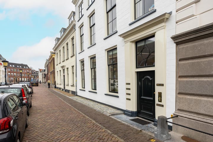 Foto 6 van Plompetorengracht 11-A